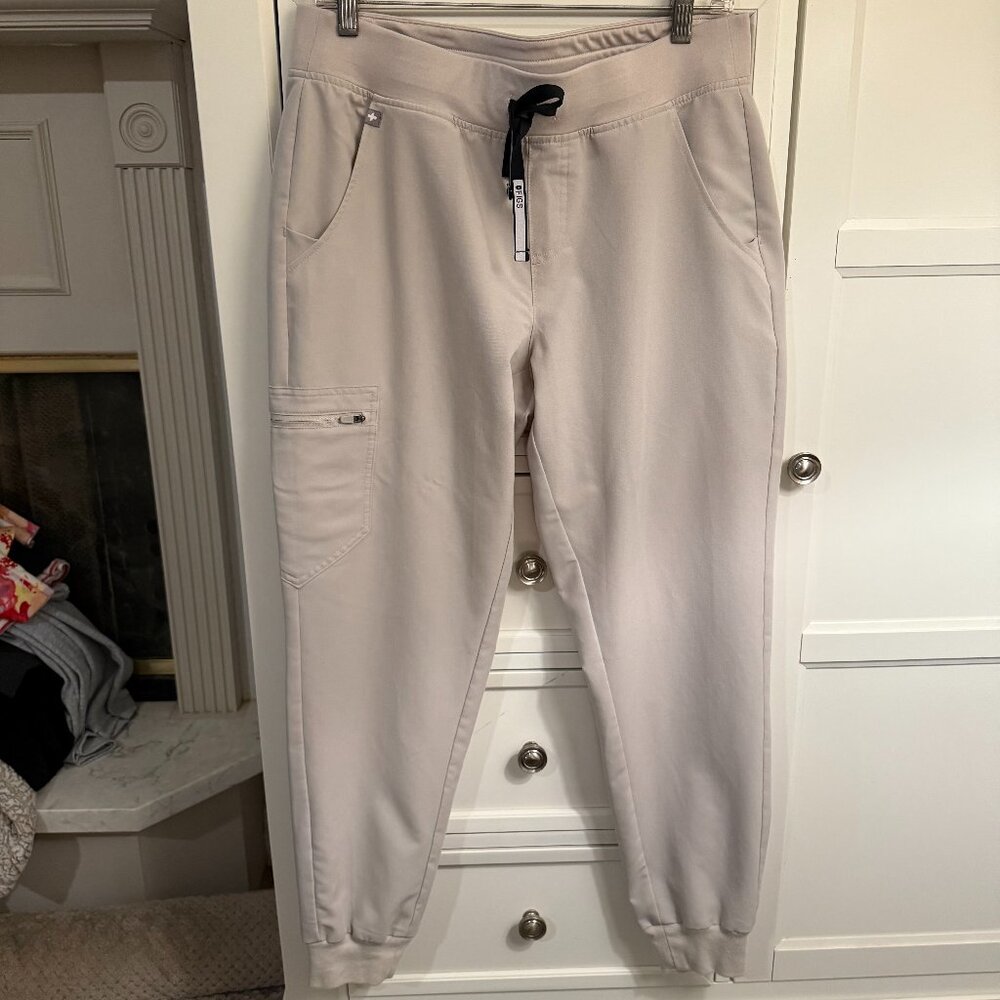 FIGS BONE Limited Color Zamora 2.0 Jogger MED/REG and Catarina Top MED